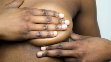 Le repassage des seins peut avoir des conséquences très graves sur la santé