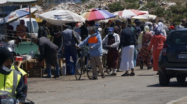 À Casablanca, la distanciation sociale reste difficile à faire respecter