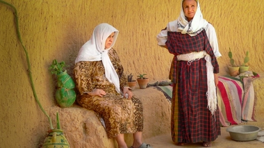 Deux Tunisiennes à Tamezret (photo d'illustration)