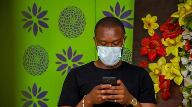 Face à la propagation du coronavirus, beaucoup d'Africains portent des masques de protection (Illustration)