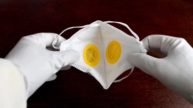 Un masque   (illustration)