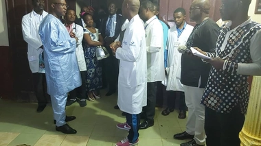 Le ministre prend le pouls des hôpitaux situés à la frontière