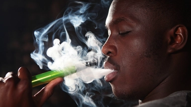 Le Cameroun interdit la chicha