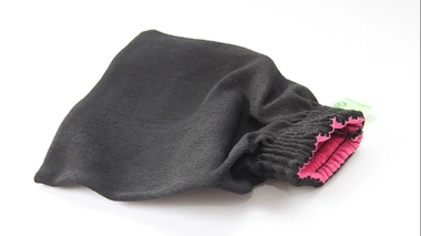 Un gant de gommage Kessa