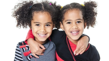 Deux soeurs jumelles