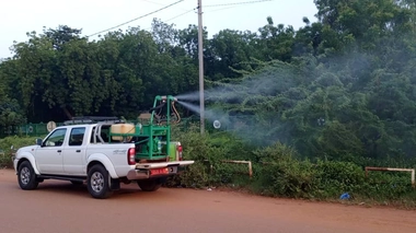À Ouagadougou, on pulvérise des produits anti-moustiques