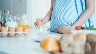 Peut-on manger des œufs quand on est enceinte ?