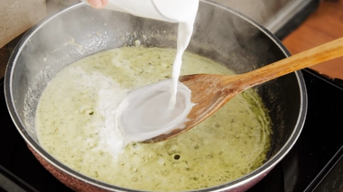 Peut-on boire du lait de coco quand on a du cholestérol ?