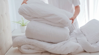 À quelle fréquence faut-il nettoyer sa couette et ses oreillers ?