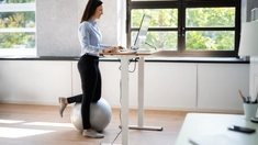 Bureaux réglables en hauteur : une bonne idée ? 