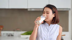 Faut-il arrêter de boire du lait à l'âge adulte ?