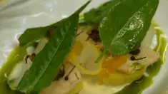 Découvrez notre recette de salade pour sublimer une simple boîte de thon