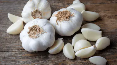 L'ail est-il vraiment efficace pour réduire l'hypertension artérielle ?
