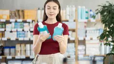 Quotidien ou thérapeutique, quel bain de bouche utiliser et comment le choisir ?