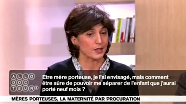 Mères porteuses : un attachement inévitable ?