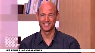 Fentes labio-palatines : opérer à quel âge ?