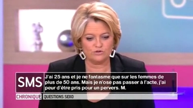 Je fantasme sur les femmes matures mais n'ose pas passer à l'acte. Que faire ?
