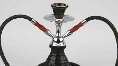 Narguilé, chicha, pipe à eau : une bouffée équivaut à une cigarette