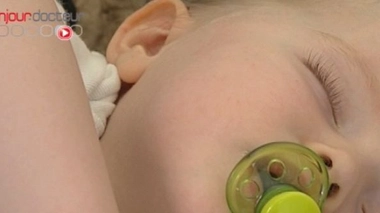 Hormone mâle en baisse chez les papas, en présence de leurs enfants