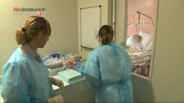 Plus forte que l'antibiothérapie, la ''greffe fécale'' ? Reportage du 24 octobre 2013