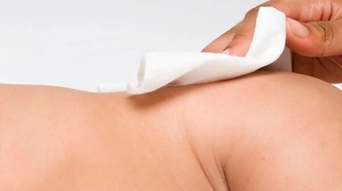 Nouvelles critiques autour de la sécurité des cosmétiques pour bébés