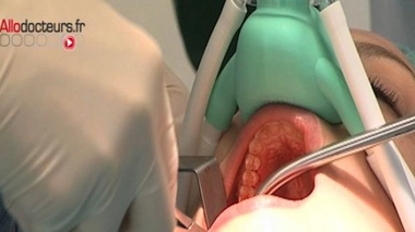 Un tiers des dentistes refuserait les séropositifs