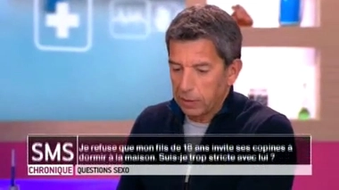 Je refuse que mon fils invite ses copines à dormir à la maison...