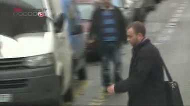 Elèves handicapés : quel statut pour les auxiliaires de vie scolaire ?