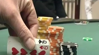 Ch@t : Plaisir ou dépendance ?