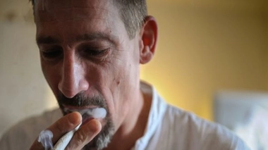 Cannabis thérapeutique : Dominique Loumachi, un myopathe condamné