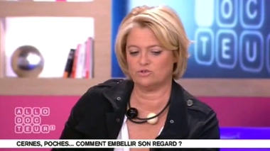 Y a-t-il une chirurgie pour enlever les poches sous les yeux ?