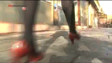 Porter des talons hauts comporte des risques...