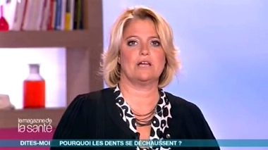 Pourquoi les dents se déchaussent ?