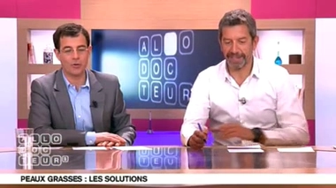 Peaux grasses : l'alimentation joue-t-elle un rôle ?